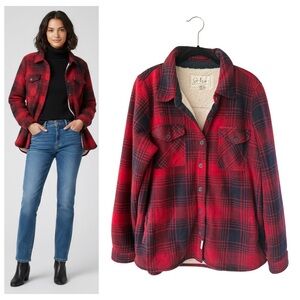 SoHo Threads Red Black Sherpa Plaid Jacket Women’s Size Large